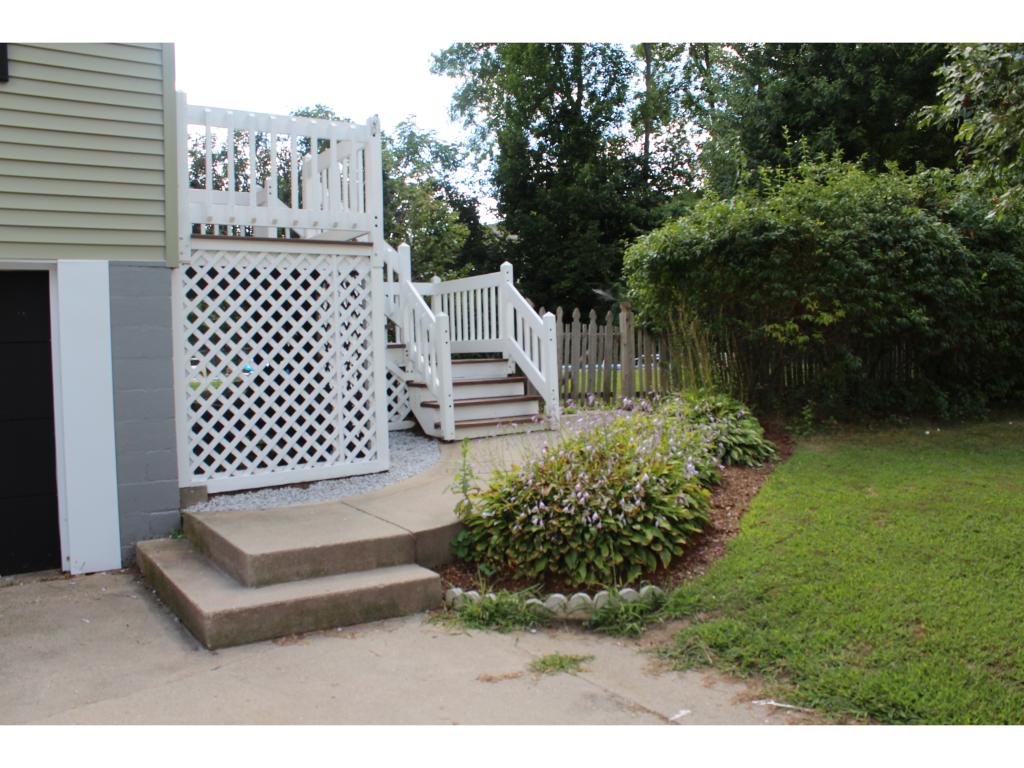 28 Pine Island Road Manchester, NH 03103 - Photo 22 of 23 Gallery Image 22