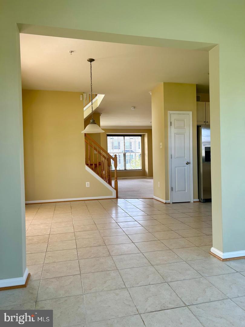 12901 Yellow Jacket Road Hagerstown, MD 21740 - Photo 5 of 17 SPACIOUS FAMILY ROOM WITH NATURAL LIGHT