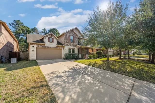 $439,000 | 2642 Tacoma Springs Drive, Conroe, TX 77304