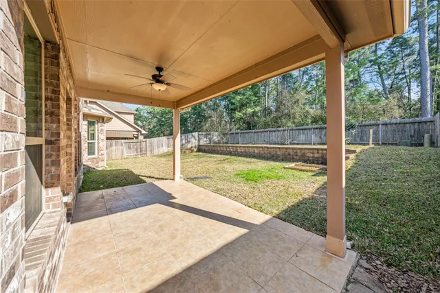 $439,000 | 2642 Tacoma Springs Drive, Conroe, TX 77304