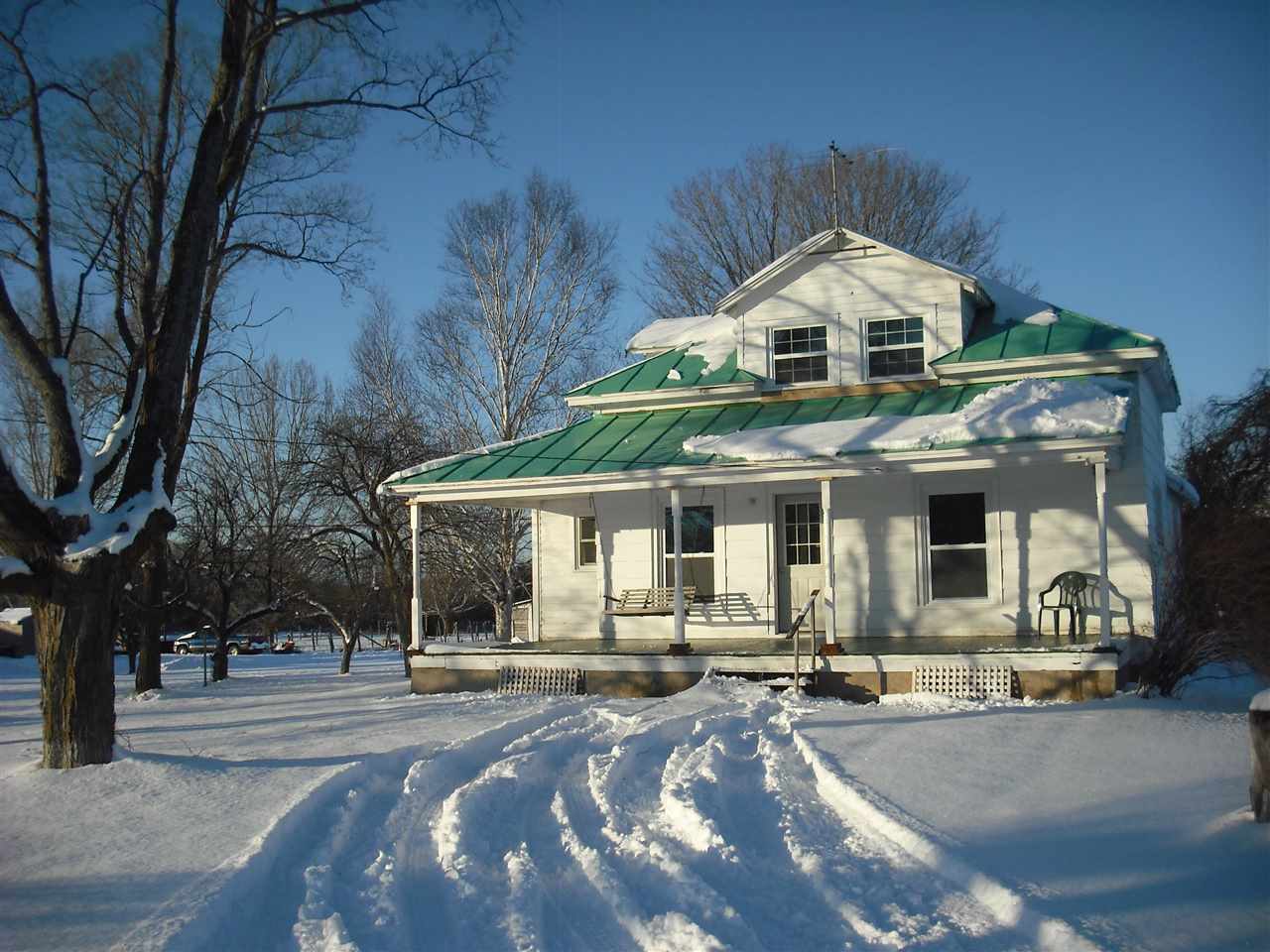 1351 Vanderlip Road Traverse City, MI 49686 - Photo 1 of 24 1810327.JPG