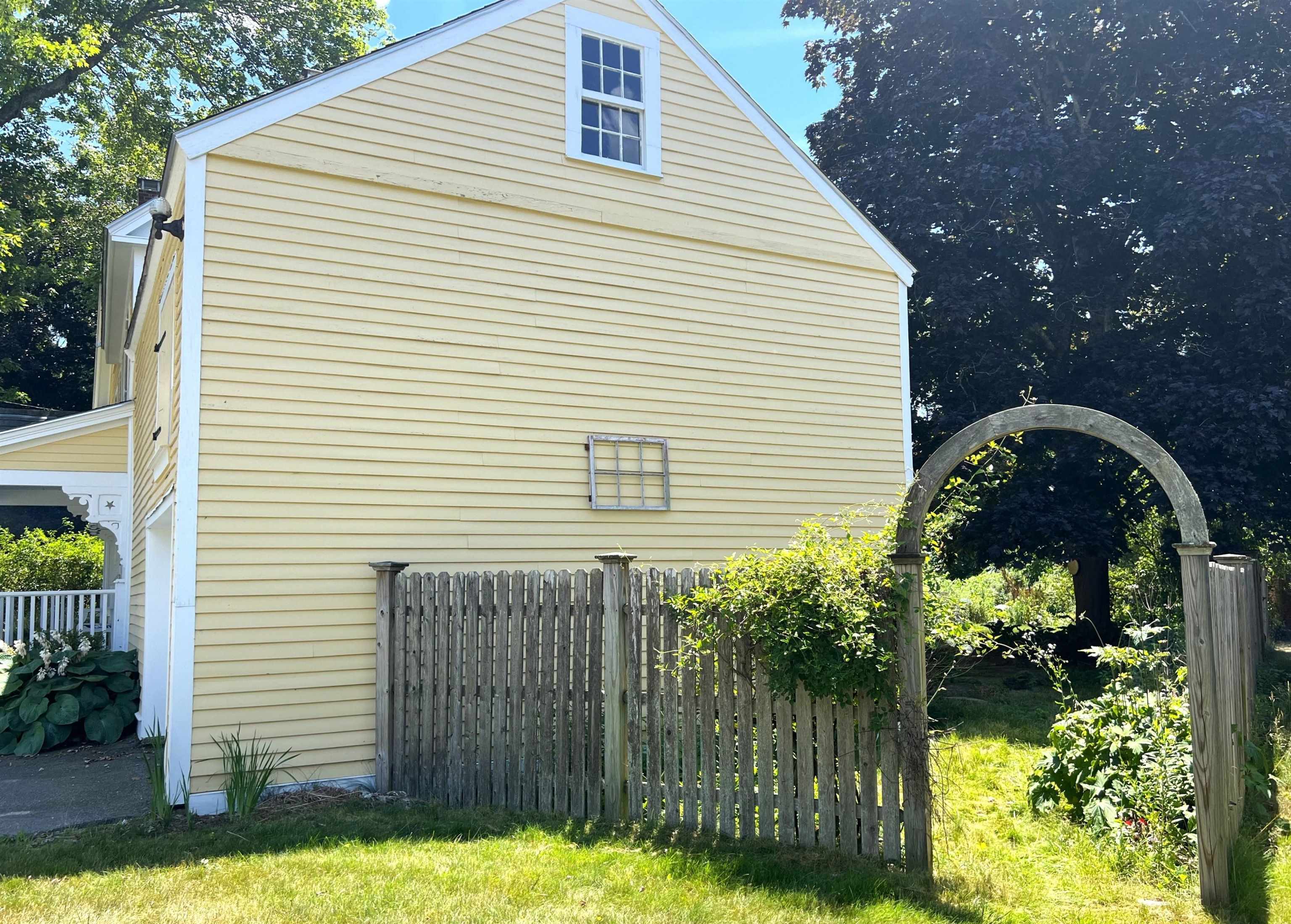 5 Depot Road Kingston, NH 03848 - Photo 32 of 40 Gallery Image 32