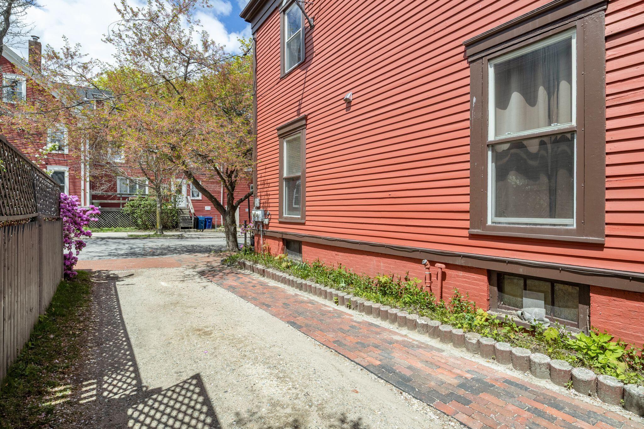 75 Carleton Street Portland, ME 04102 - Photo 43 of 51 75_Carleton_St_426