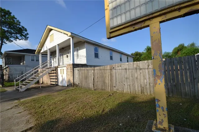 $1,400 | 2512 Elysian Fields Avenue, Unit 1, New Orleans, LA 70119