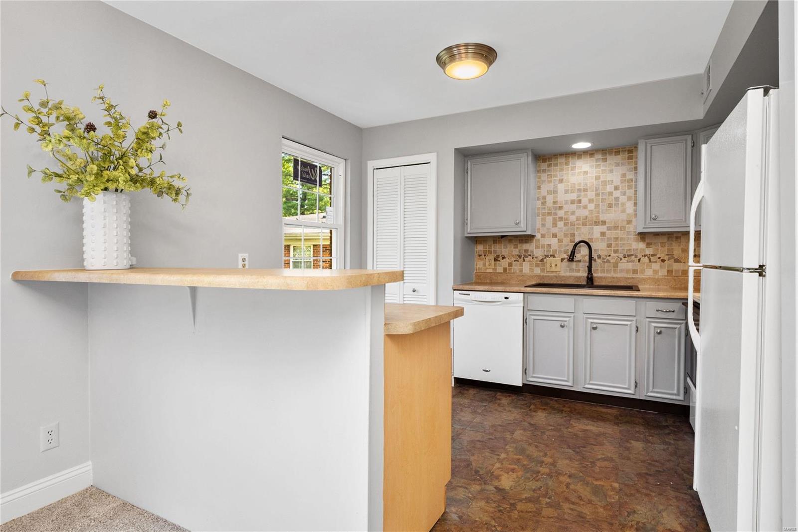 440 North Sappington Road, Unit D Glendale, MO 63122 - Photo 6 of 20