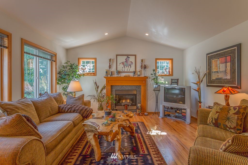 11104 Chain Lake Road Snohomish, WA 98290 - Photo 2 of 14