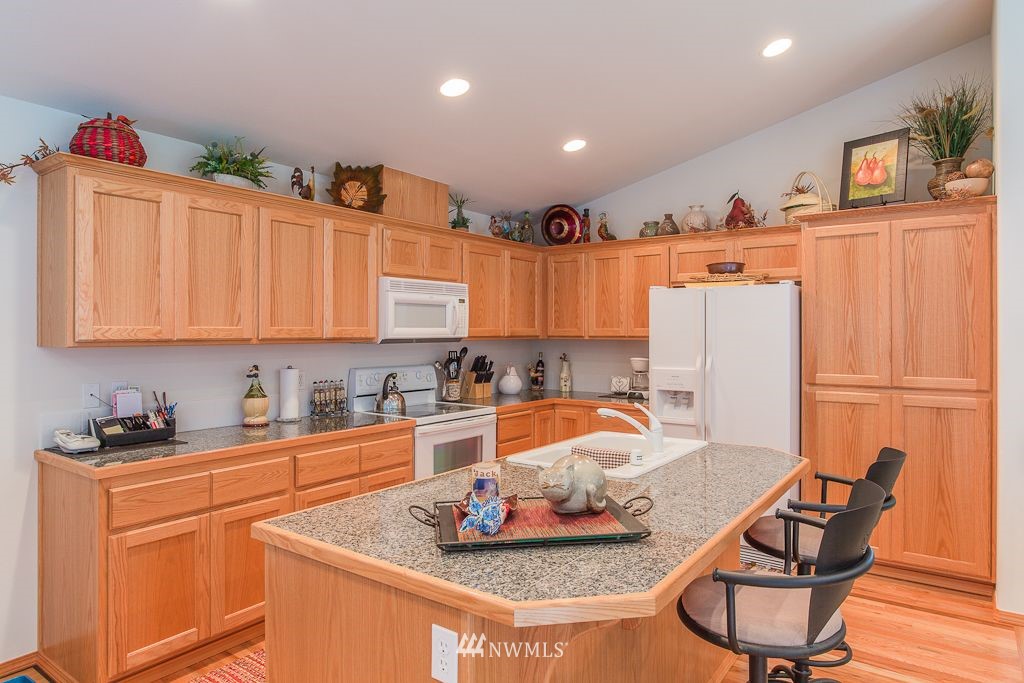 11104 Chain Lake Road Snohomish, WA 98290 - Photo 7 of 14