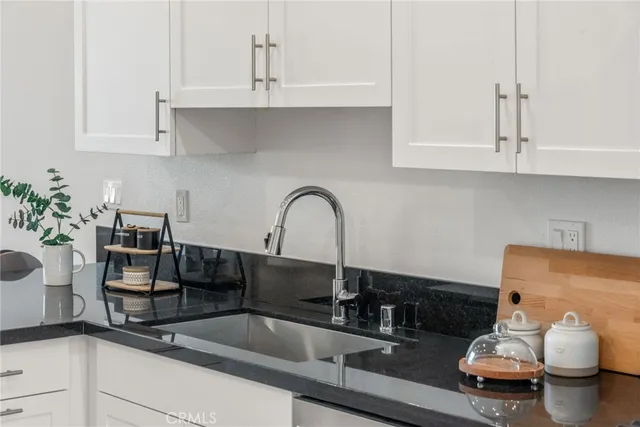 $441,990 | 1176 East Santo Antonio Drive, Colton, CA 92324