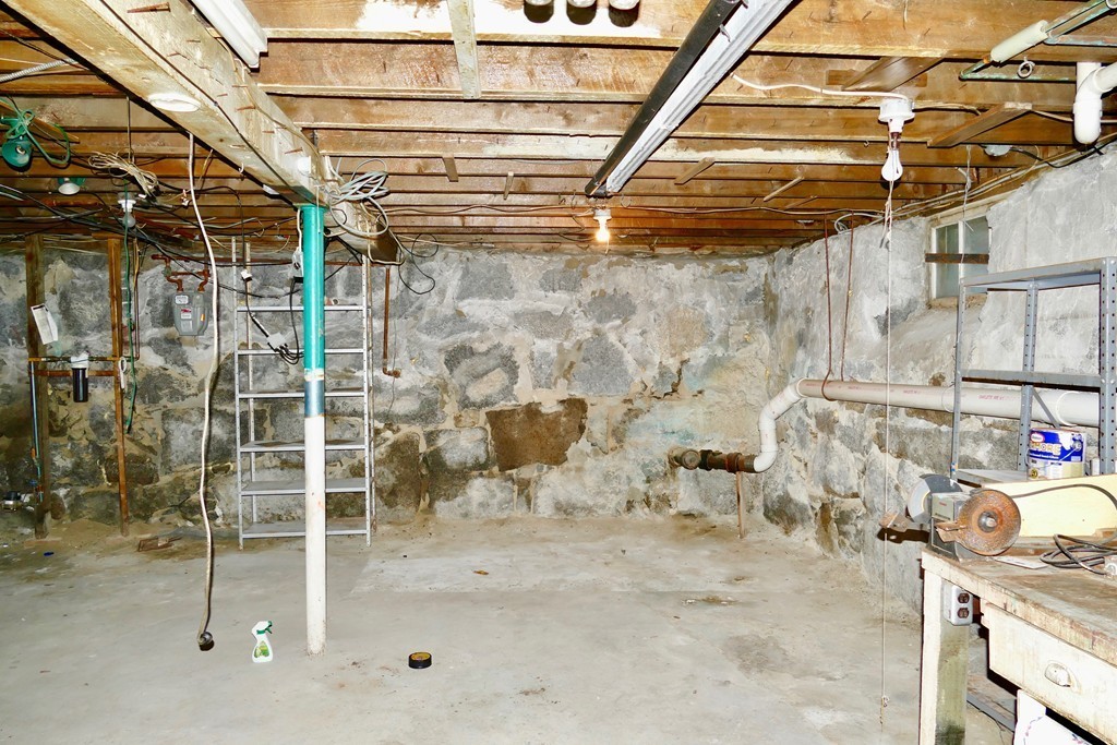 26 Ridgeway Street Quincy, MA 02170 - Photo 26 of 30 Gallery Image 26