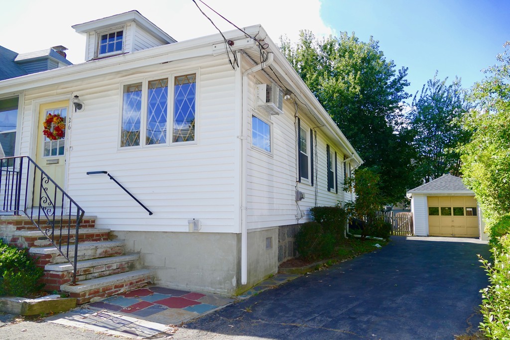 26 Ridgeway Street Quincy, MA 02170 - Photo 3 of 30 Gallery Image 3