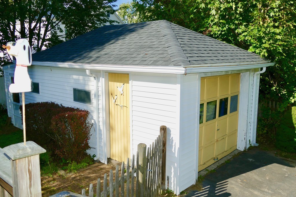 26 Ridgeway Street Quincy, MA 02170 - Photo 7 of 30 Gallery Image 7