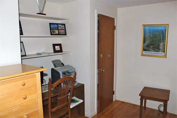 42 Littlefield Road Warwick, RI 02818 - Photo 13 of 19
