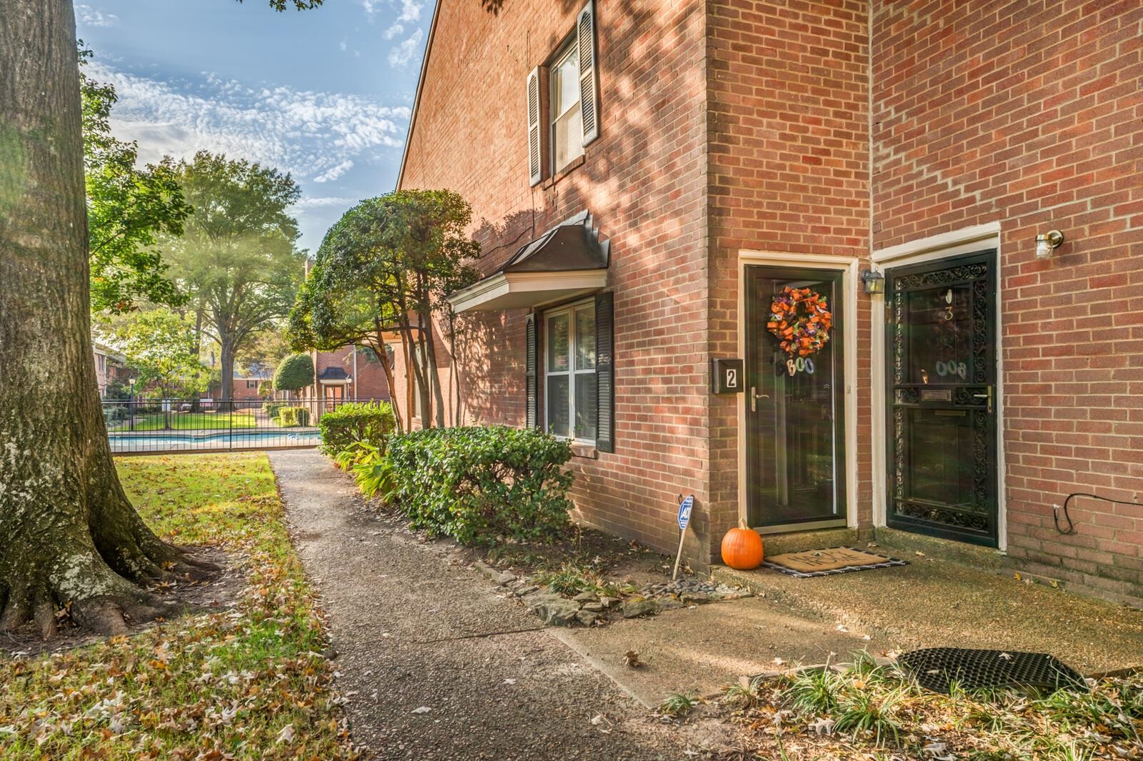 5718 Quince Road, Unit 2 Memphis, TN 38119 - Photo 1 of 25 Gallery Image 1
