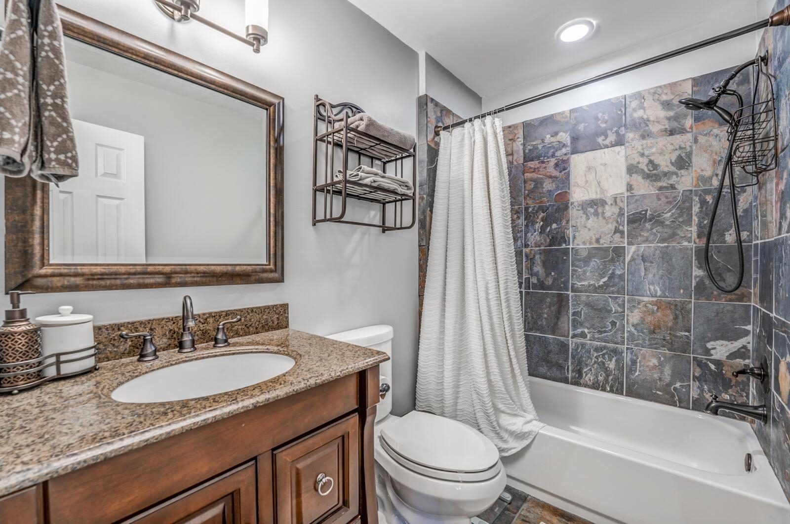 5718 Quince Road, Unit 2 Memphis, TN 38119 - Photo 17 of 25 Gallery Image 17