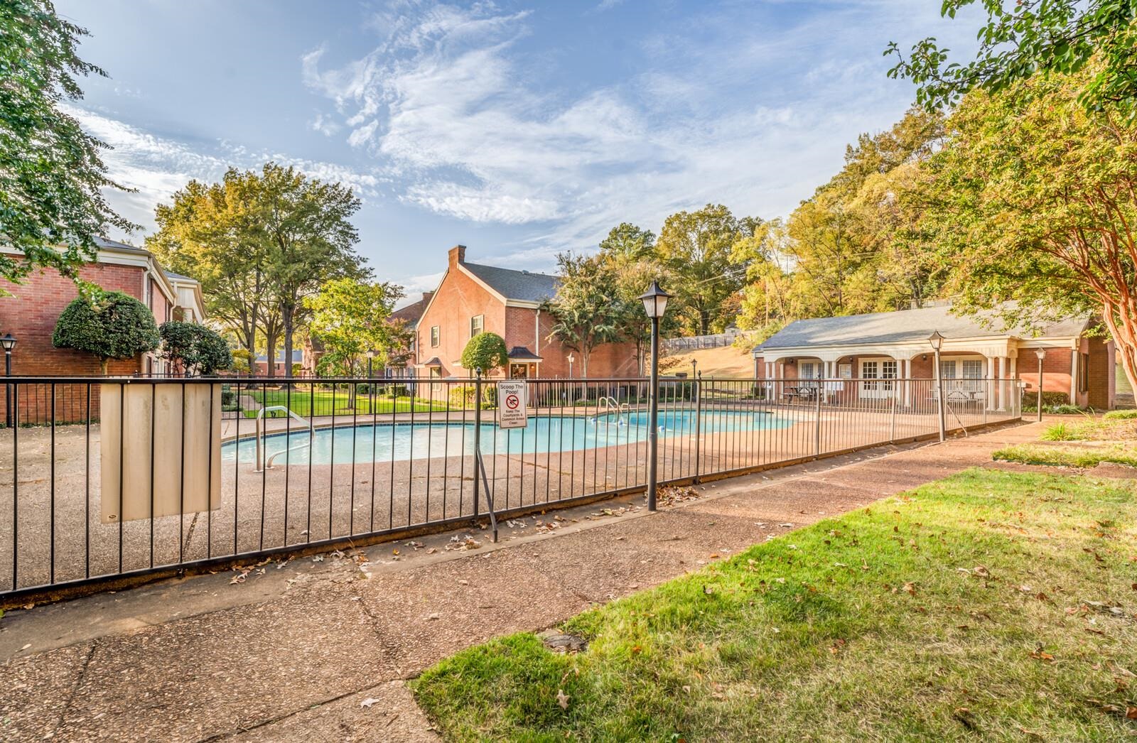 5718 Quince Road, Unit 2 Memphis, TN 38119 - Photo 21 of 25 Gallery Image 21