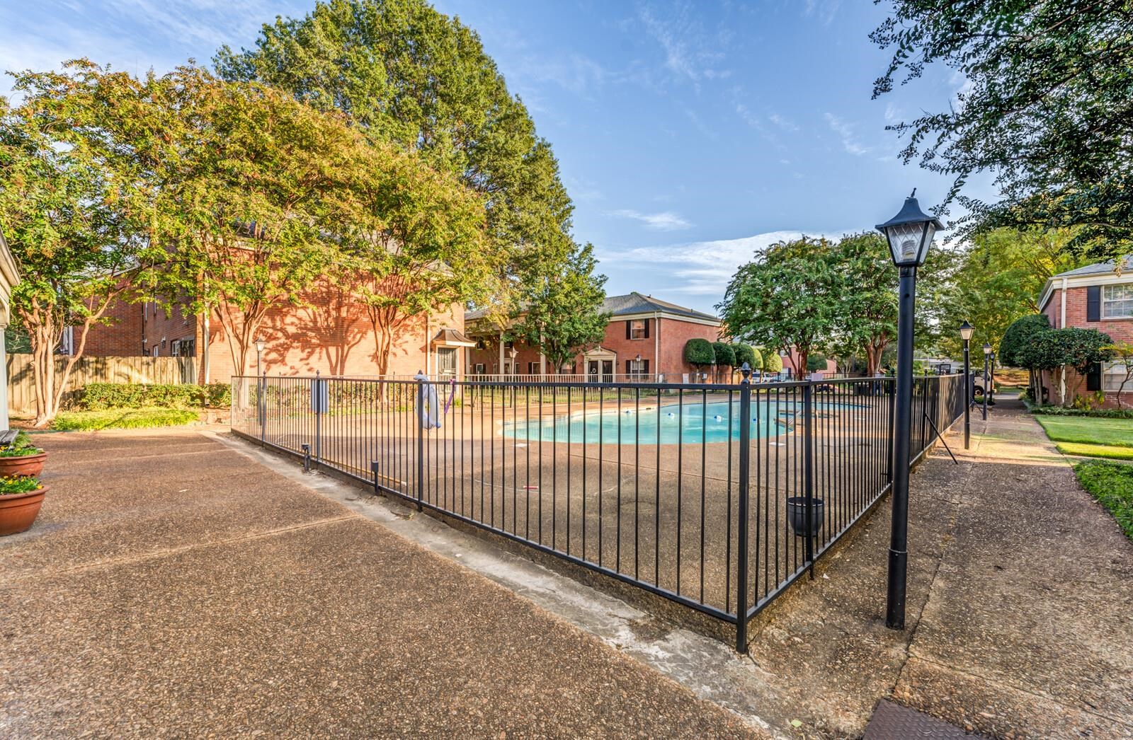 5718 Quince Road, Unit 2 Memphis, TN 38119 - Photo 22 of 25 Gallery Image 22