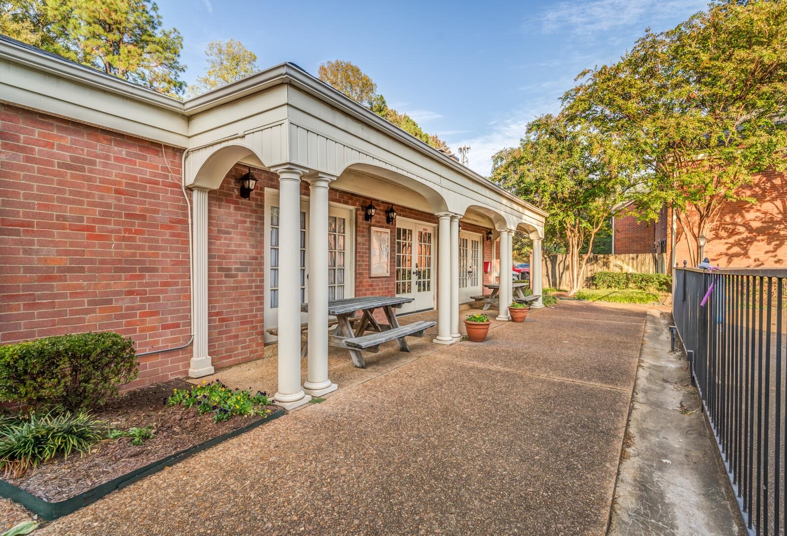 5718 Quince Road, Unit 2 Memphis, TN 38119 - Photo 23 of 25 Gallery Image 23