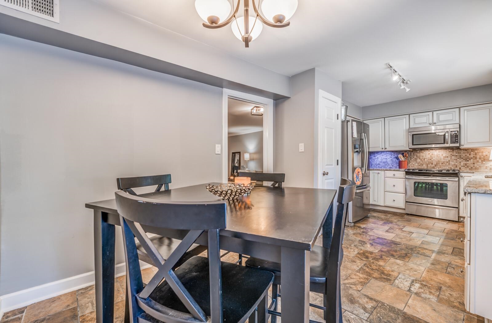 5718 Quince Road, Unit 2 Memphis, TN 38119 - Photo 8 of 25 Gallery Image 8
