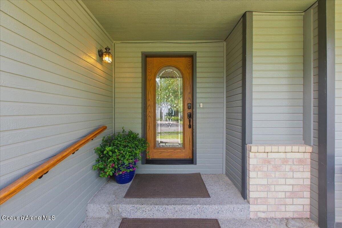 5968 North Stafford Road Coeur D'Alene, ID 83815 - Photo 4 of 58 09-5968 N Stafford Rd_RedHogMedia