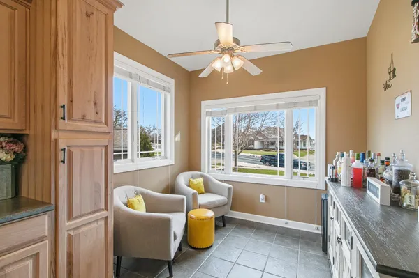 $600,000 | 614 Woodhaven Court, Cambridge, WI 53523
