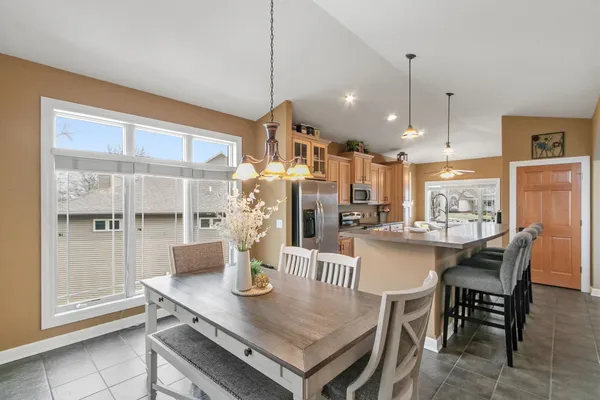 $600,000 | 614 Woodhaven Court, Cambridge, WI 53523