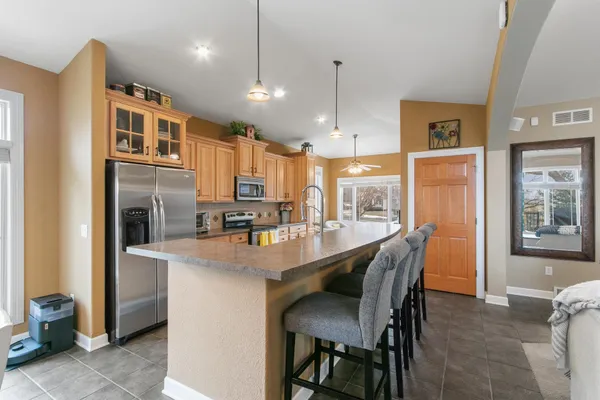 $600,000 | 614 Woodhaven Court, Cambridge, WI 53523