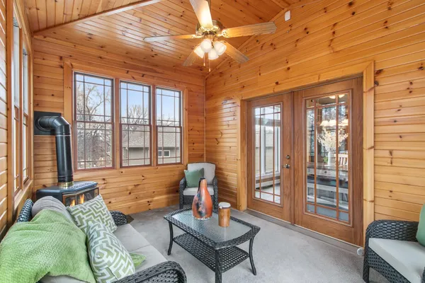 $600,000 | 614 Woodhaven Court, Cambridge, WI 53523