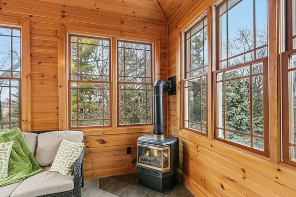 $600,000 | 614 Woodhaven Court, Cambridge, WI 53523