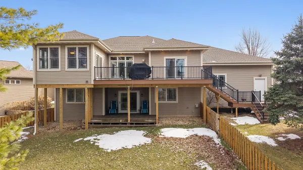 $600,000 | 614 Woodhaven Court, Cambridge, WI 53523