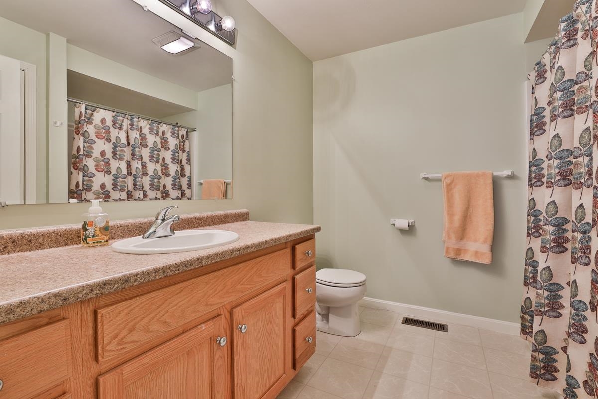 37 Brookview Road Windham, NH 03087 - Photo 23 of 33