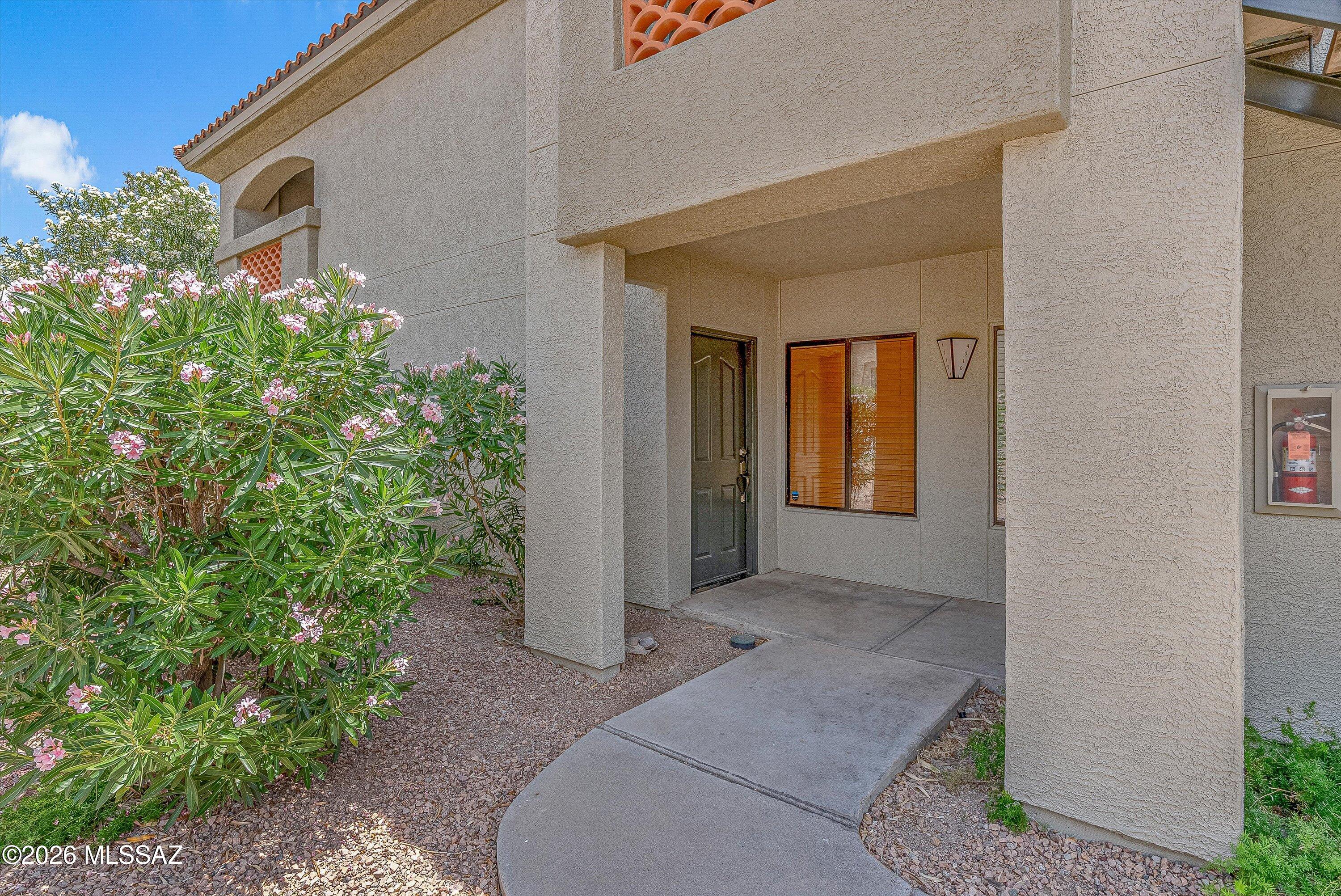 5751 North Kolb Road, Unit 40104 Tucson, AZ 85750 - Photo 3 of 34