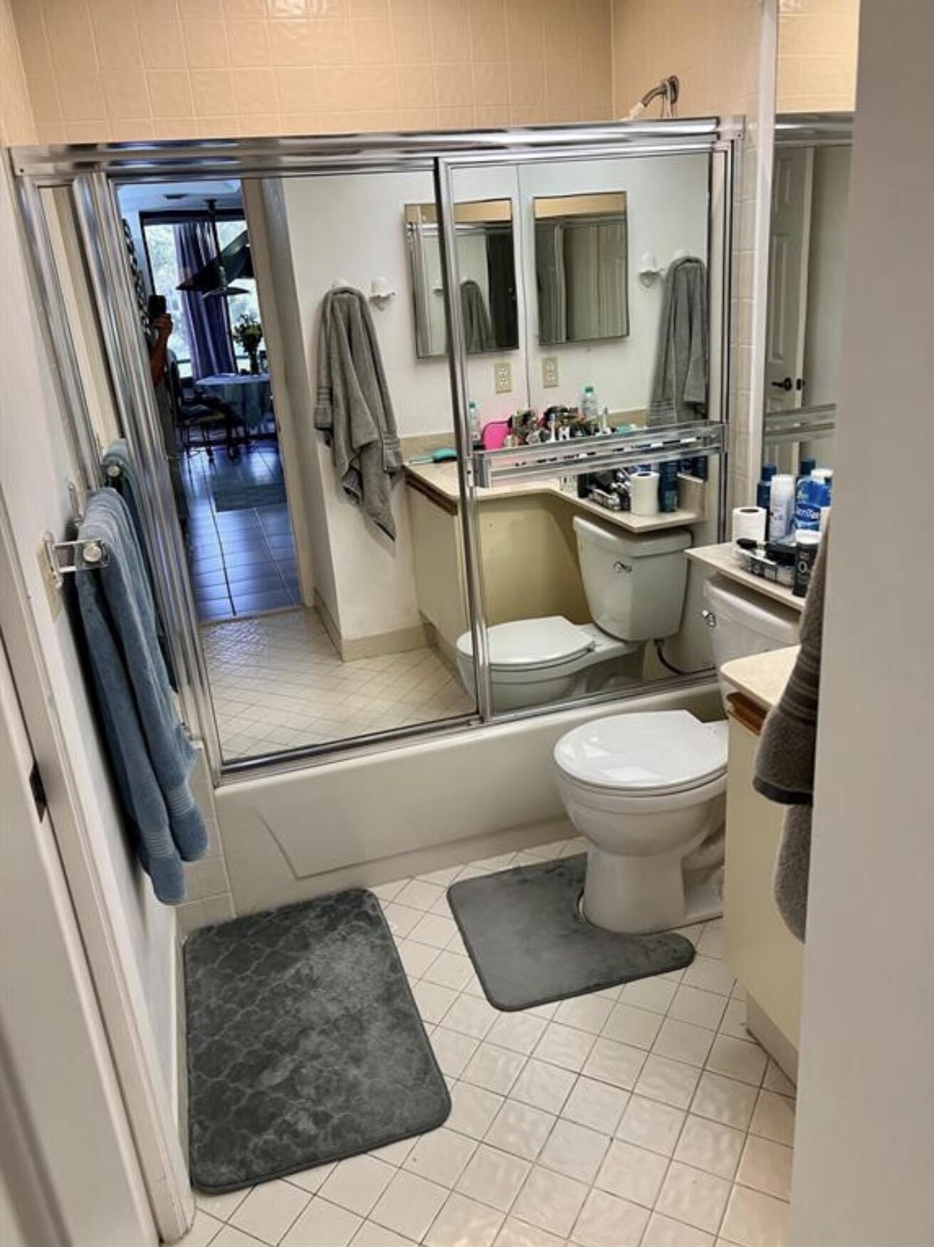7472 La Paz Boulevard, Unit 103 Boca Raton, FL 33433 - Photo 16 of 21 Bath 2