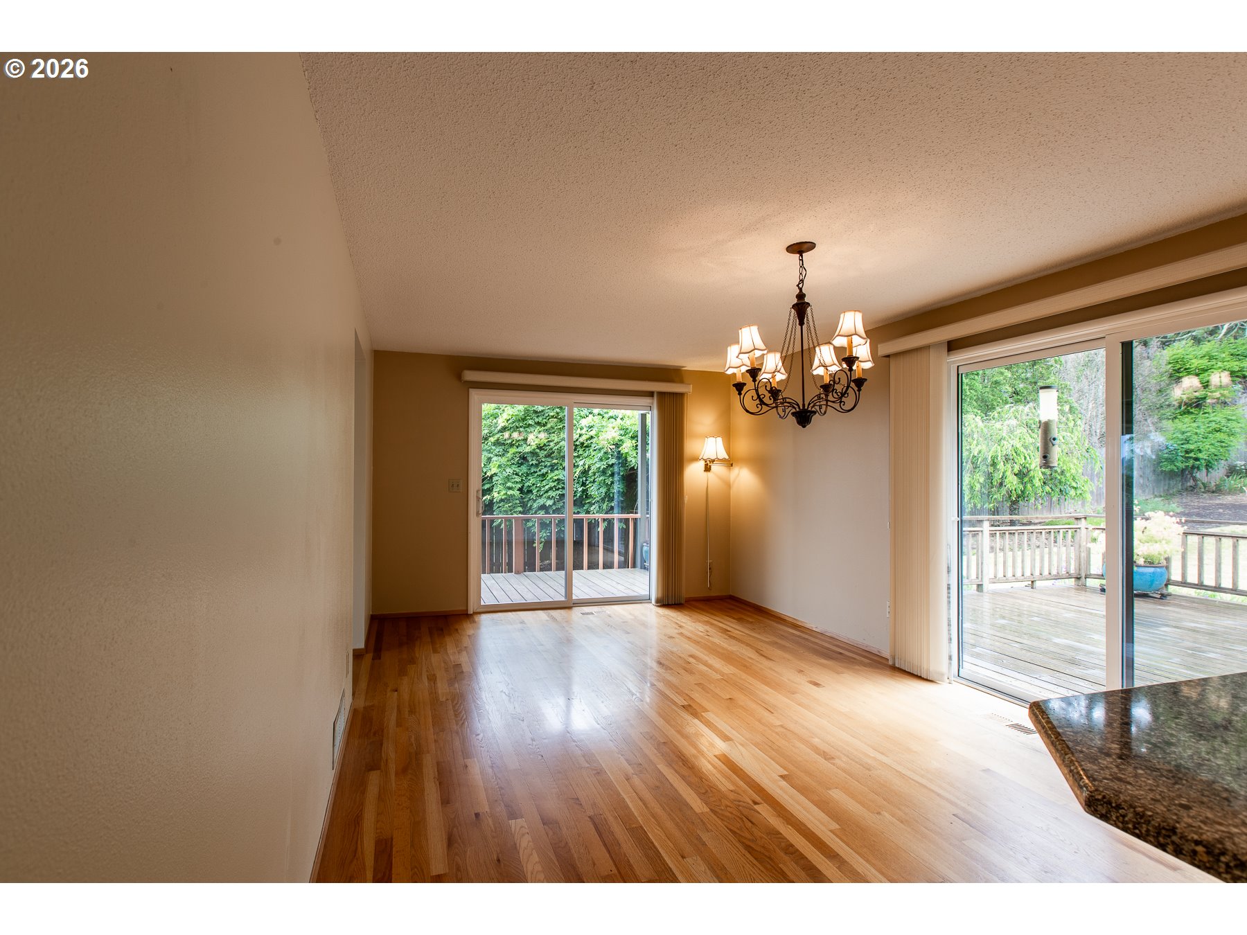 3985 University Street Eugene, OR 97405 - Photo 11 of 46