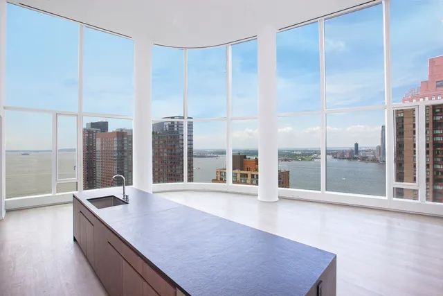 $5,995,000 | 50 West Street, Unit 28C | Financial District