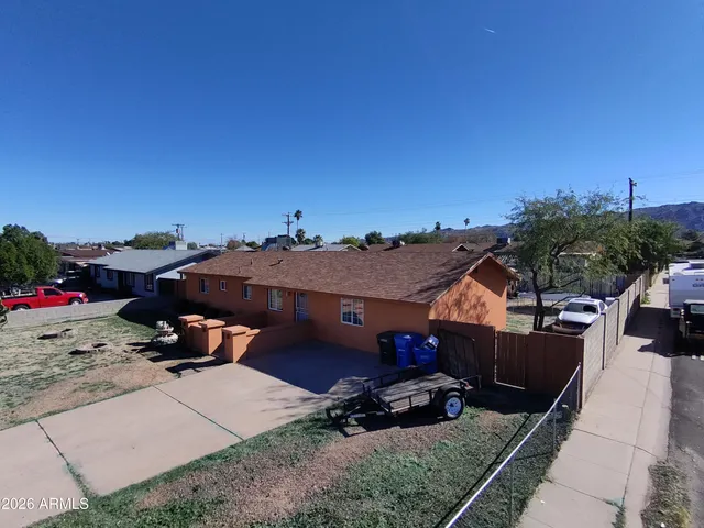 $1,900 | 8425 South 6th Avenue, Phoenix, AZ 85041