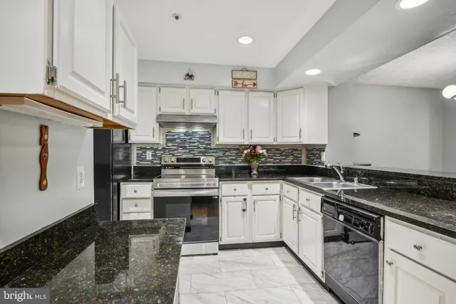 $2,200 | 12204 Eagles Nest Court, Unit A, Germantown, MD 20874