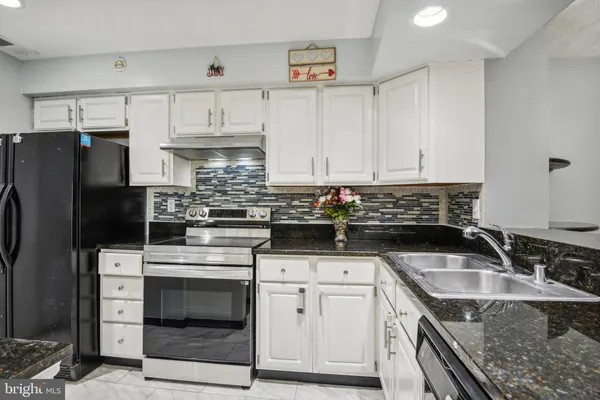 $2,100 | 12204 Eagles Nest Court, Unit A, Germantown, MD 20874