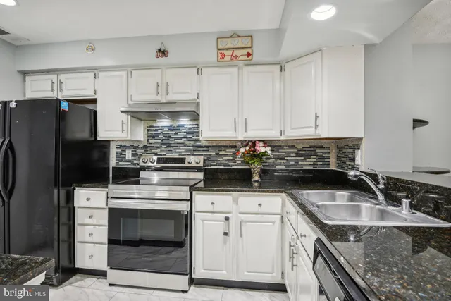 $2,200 | 12204 Eagles Nest Court, Unit A, Germantown, MD 20874