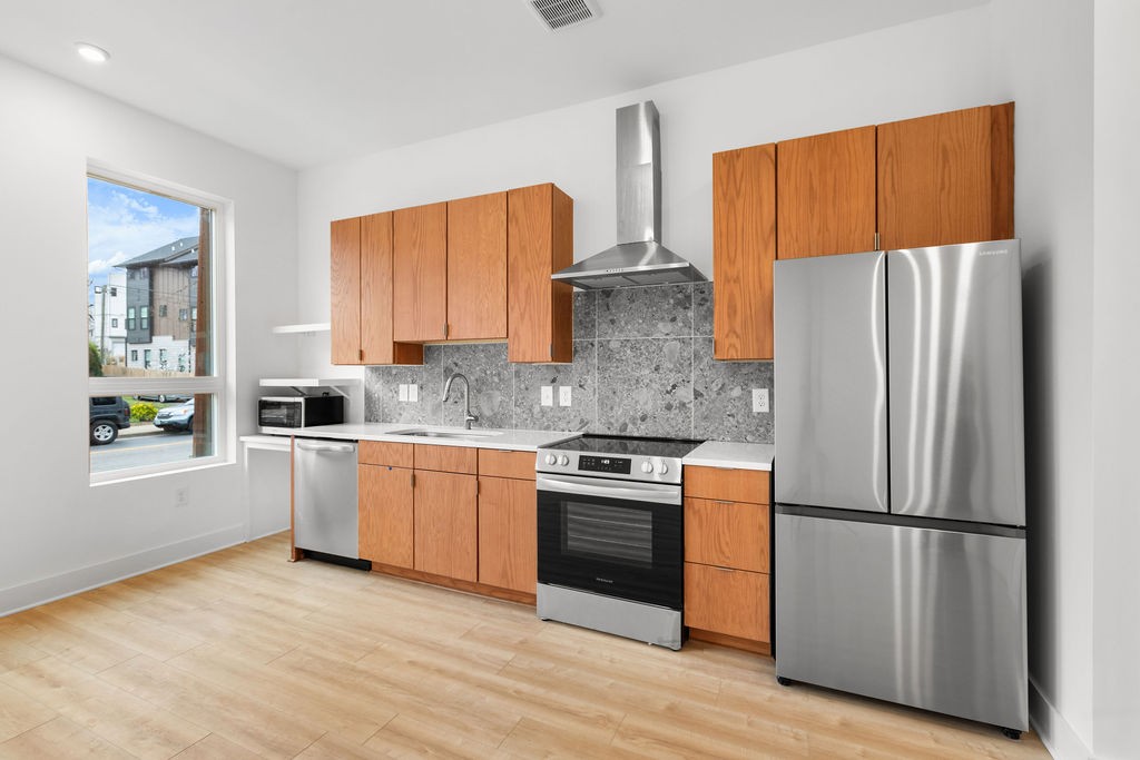 1310 Lischey Avenue, Unit 104 Nashville, TN 37207 - Photo 10 of 25