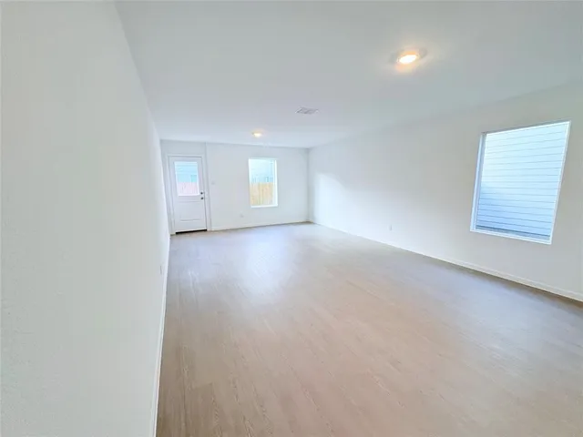 $1,700 | 731 Wagtail Drive, Princeton, TX 75407