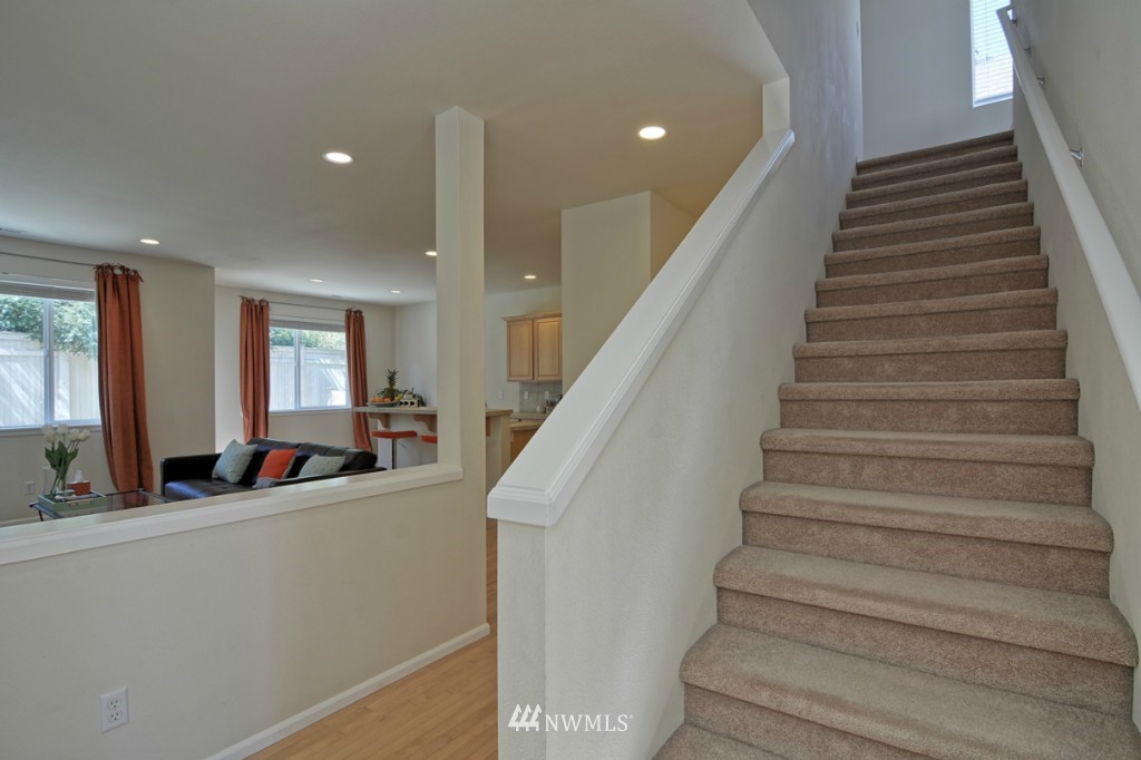 16022 35th Park Southeast Bothell, WA 98012 - Photo 2 of 19