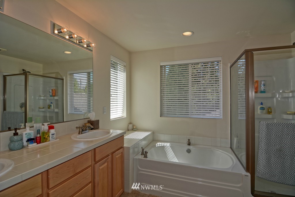 16022 35th Park Southeast Bothell, WA 98012 - Photo 13 of 19