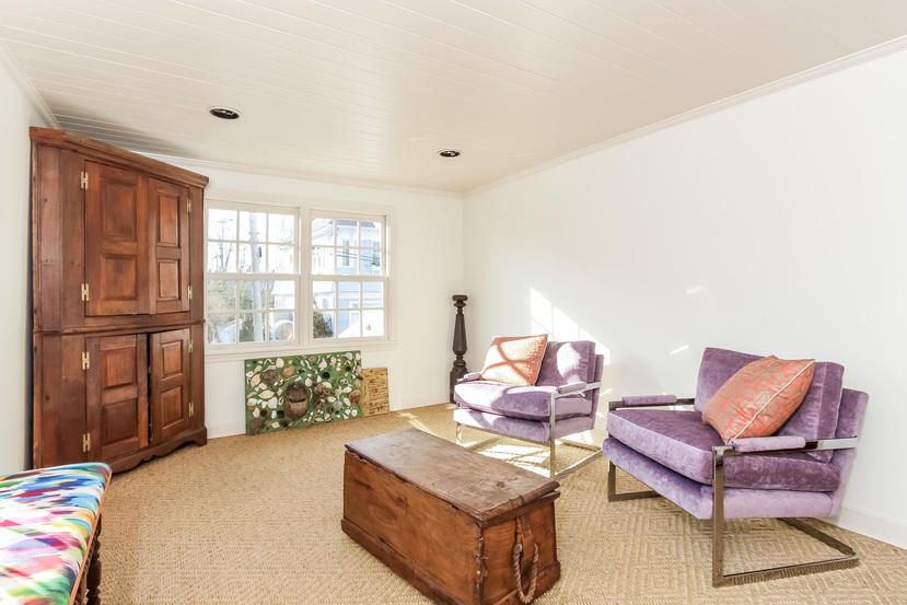 4 Rocky Point Road Rowayton, CT 06853 - Photo 10 of 20 a living room with furniture
