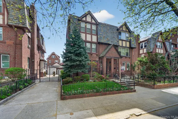 $1,788,000 | 33-35 85th Street | Jackson Heights