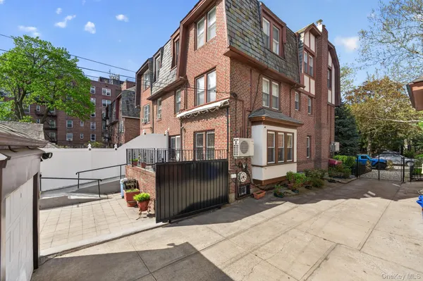 $1,788,000 | 33-35 85th Street | Jackson Heights