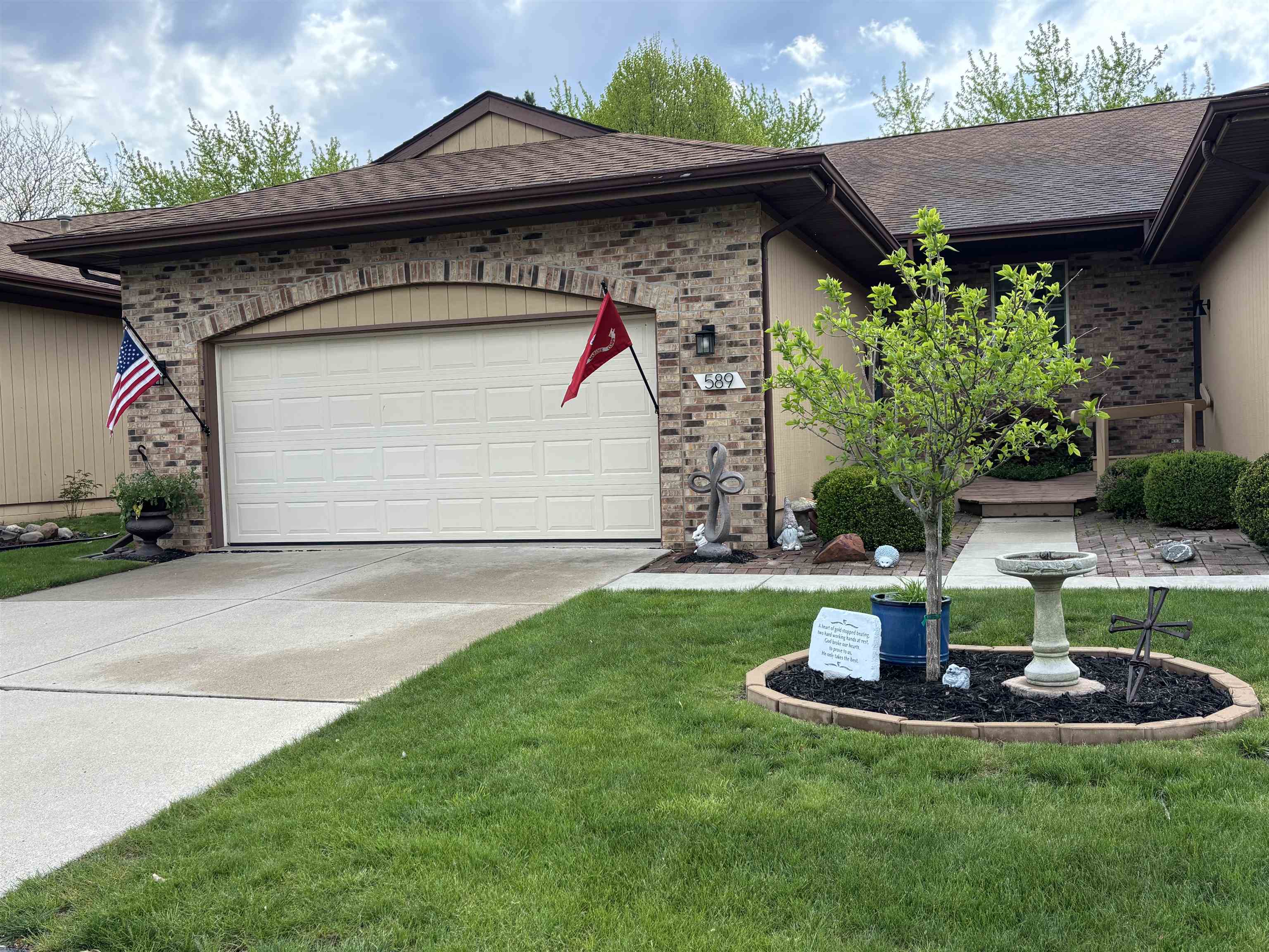 589 Churchgrove Road Frankenmuth, MI 48734 - Photo 1 of 39
