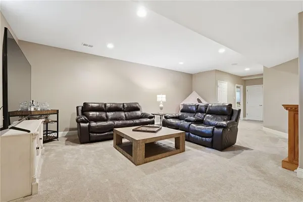 $815,000 | 302 Bunker Hill Drive, Canonsburg, PA 15317