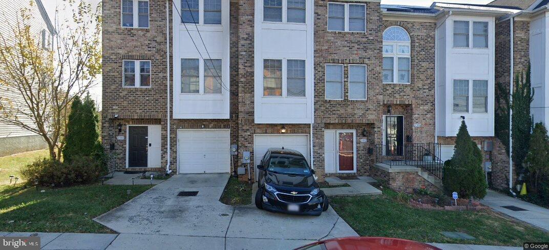a house view with a outdoor space