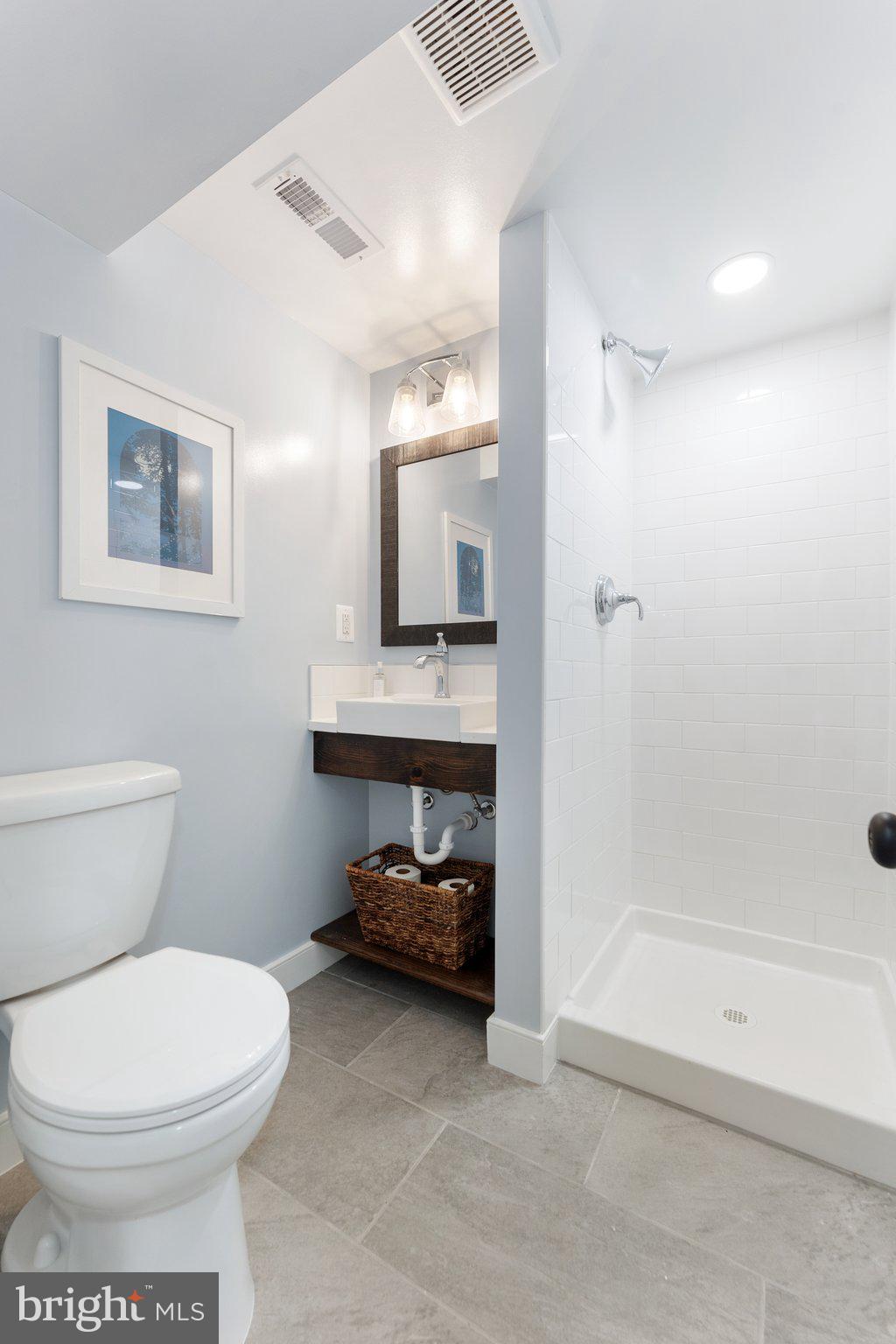 1740 D Street Southeast Washington, DC 20003 - Photo 35 of 43 Gallery Image 35