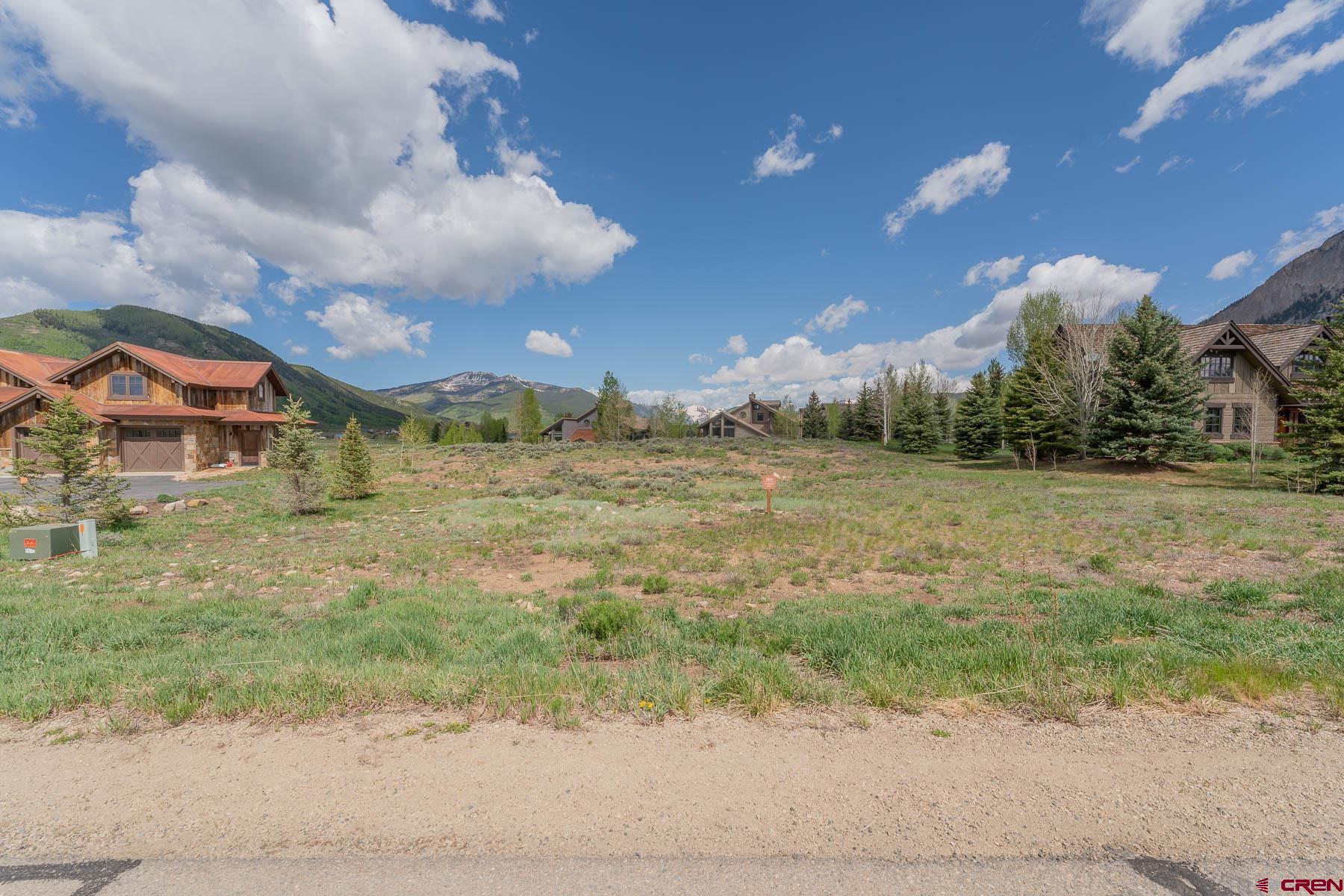 47 Fairway Lane Crested Butte, CO 81224 - Photo 2 of 32 a view of a yard with a house